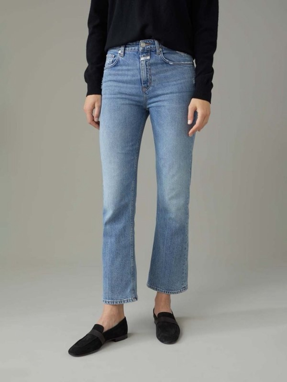 Closed Baylin Flare Leg Jeans Size 28